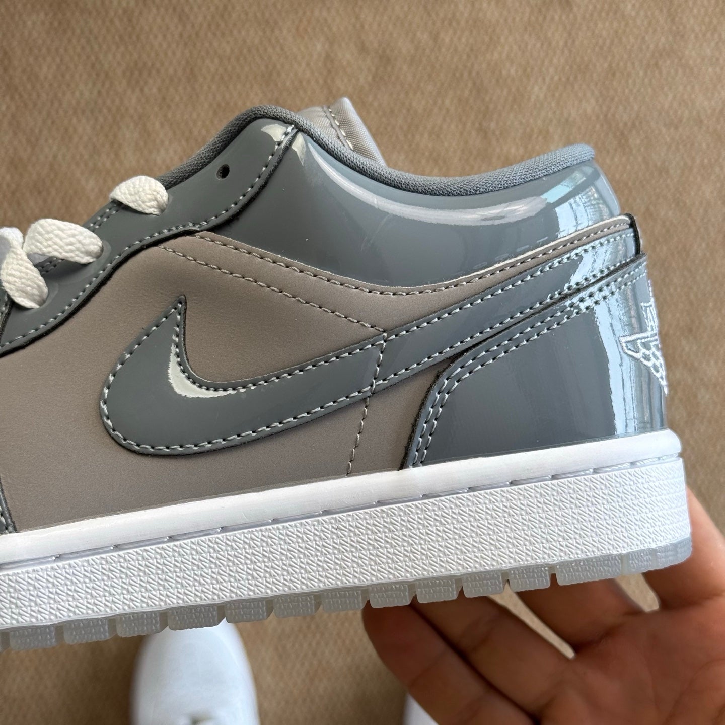 Air Jordan 1 Low SE "Cool Grey"