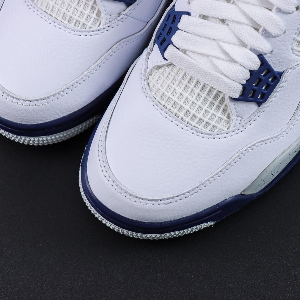 Air Jordan 4 "Midnight Navy"