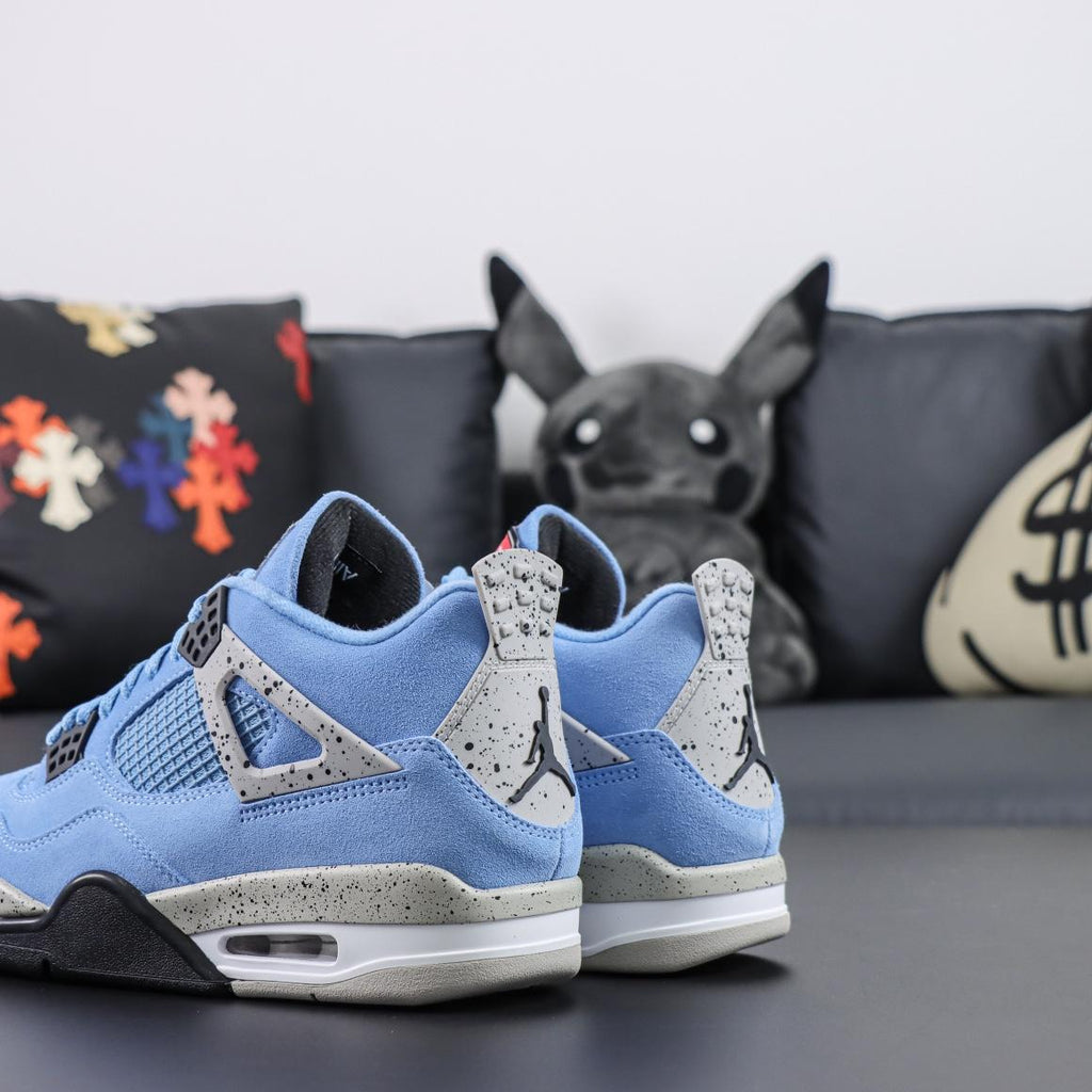 Jordan 4 Retro University Blue