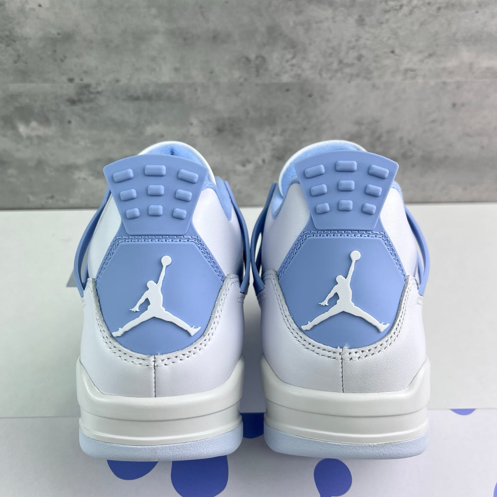 Air Jordan 4 "Forget Me Not"