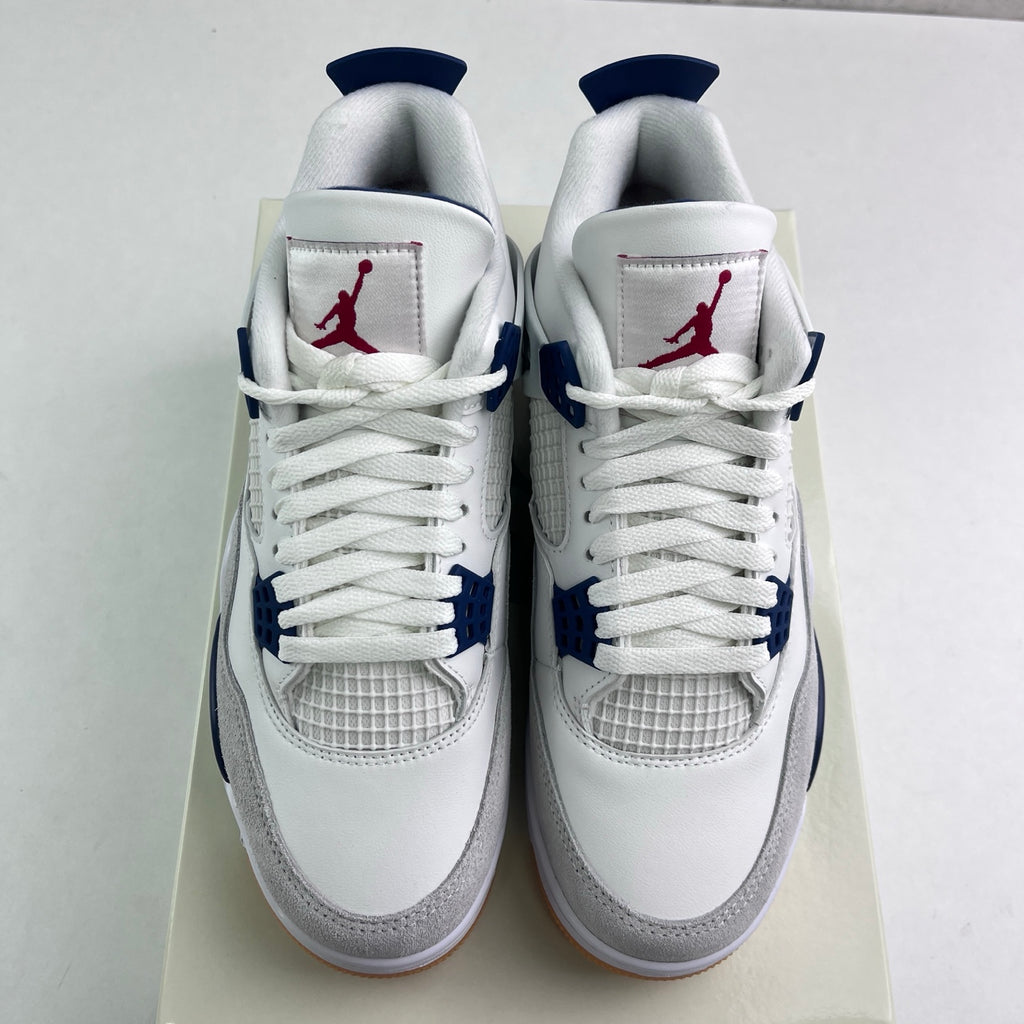 Air Jordan 4 Retro SB "Navy Gum"