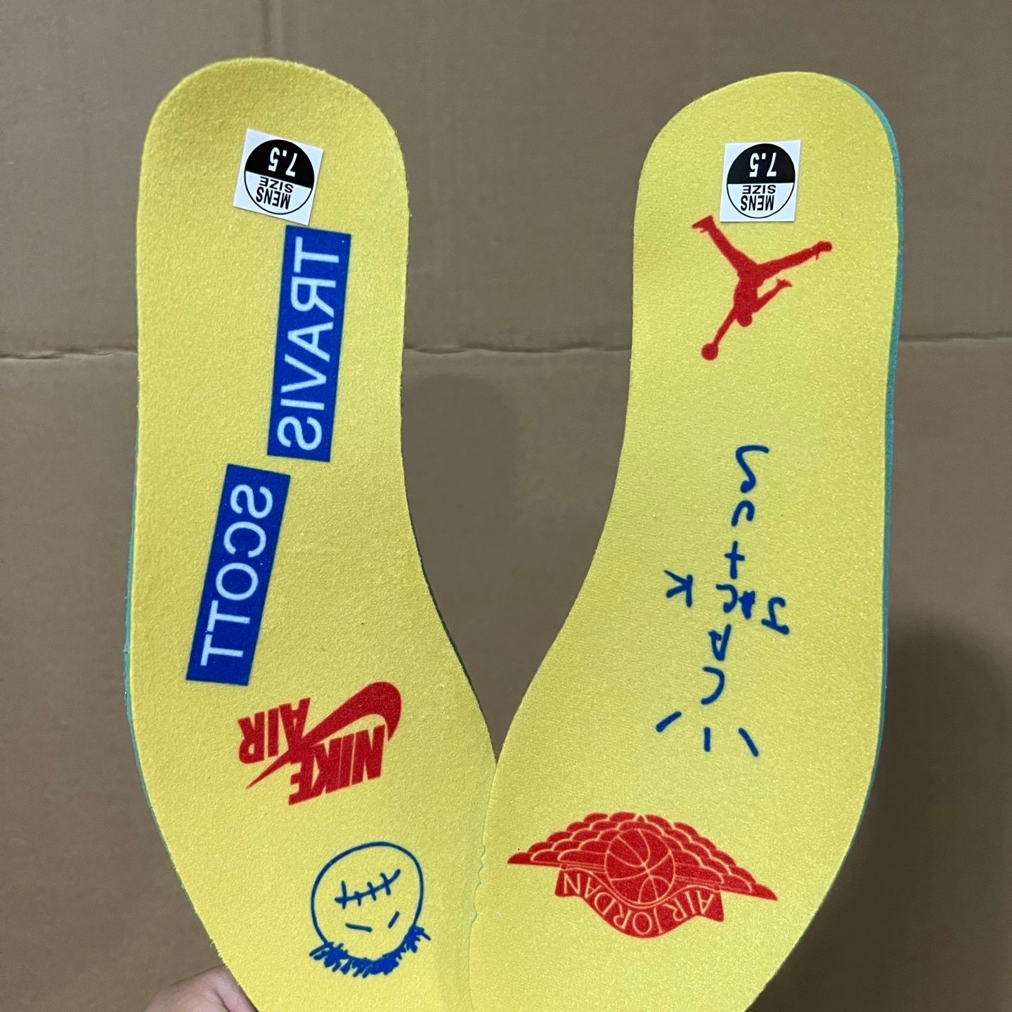 Air Jordan 1 Low OG x Travis Scott "Canary"
