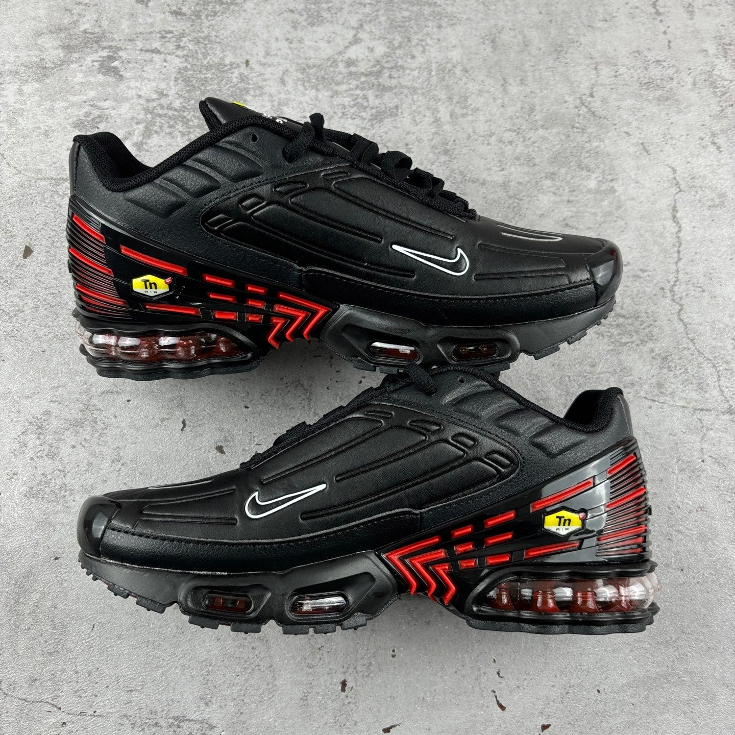 Nike Air Max Plus 3 "Black/Red"