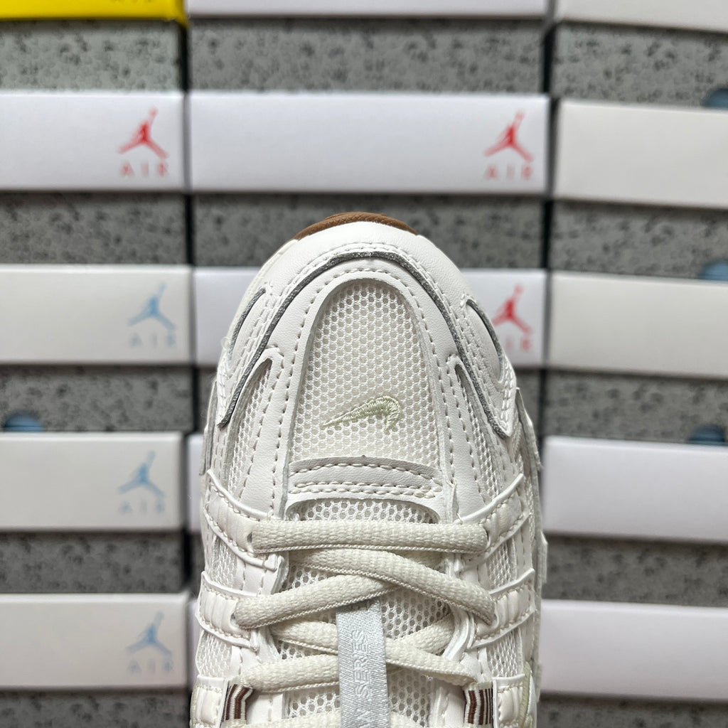 Nike P-6000 "Off-White e Goma"