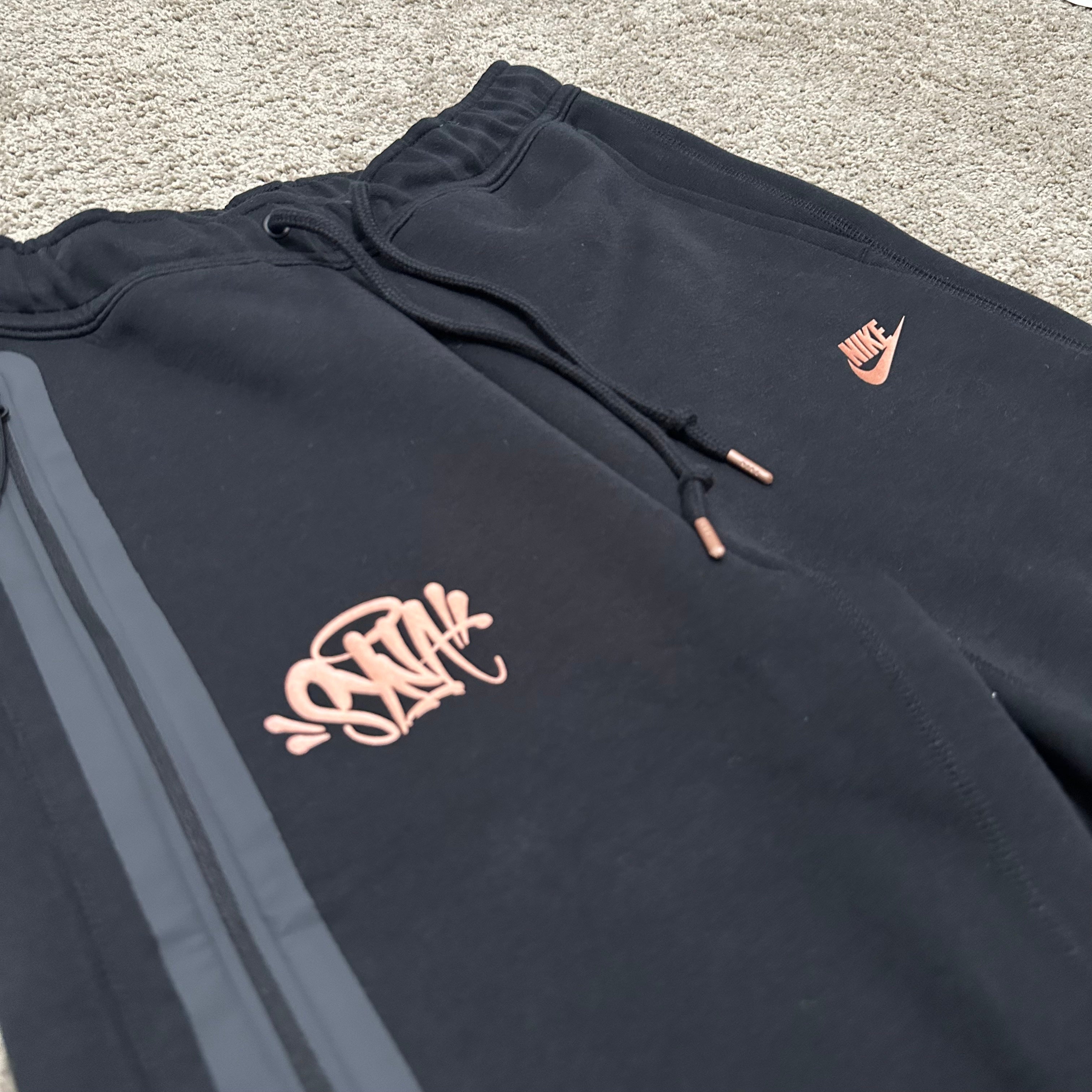 Tech Fleece Syna World x Nike
