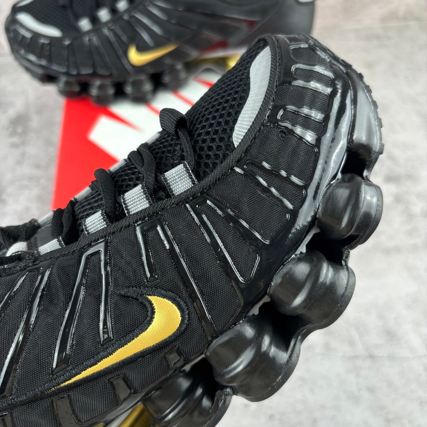 Nike Shox TL "Black/Metallic Gold"