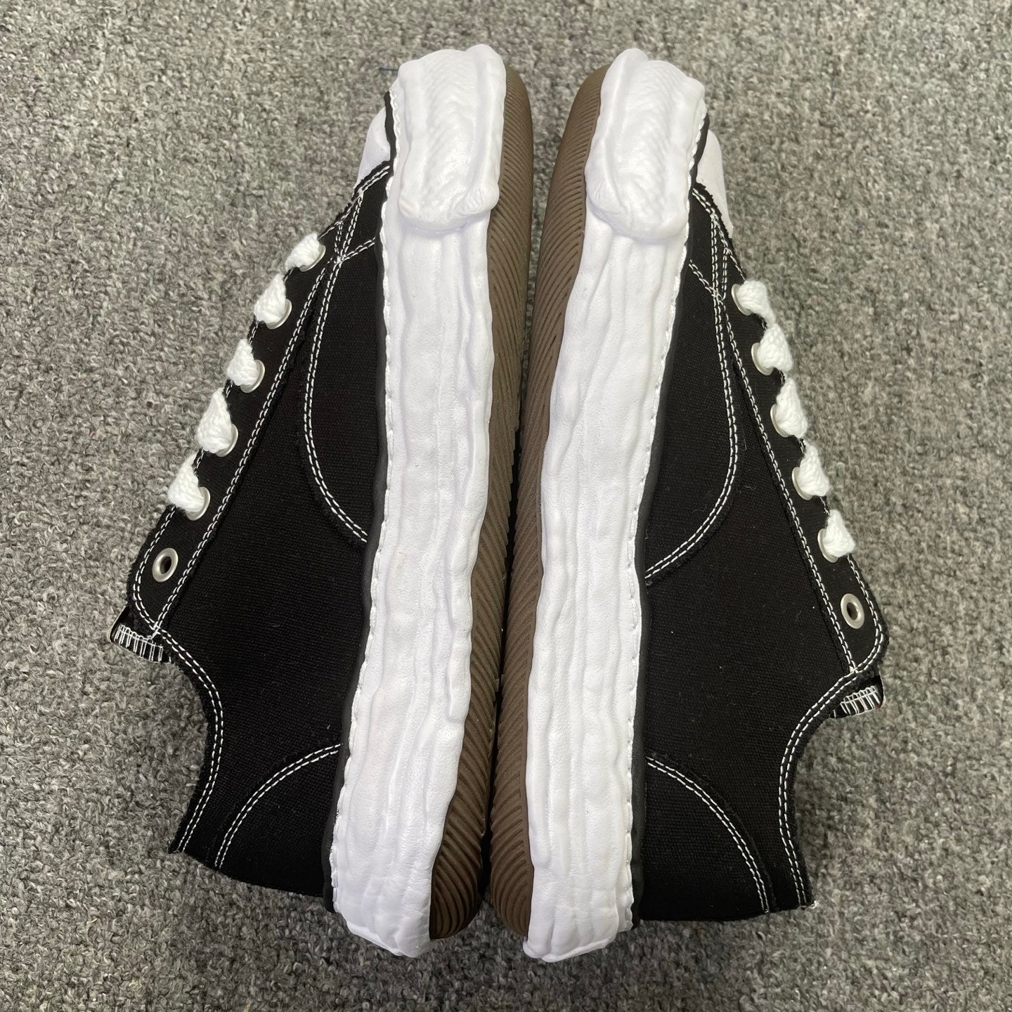 MIHARA YASUHIRO "Black/White"