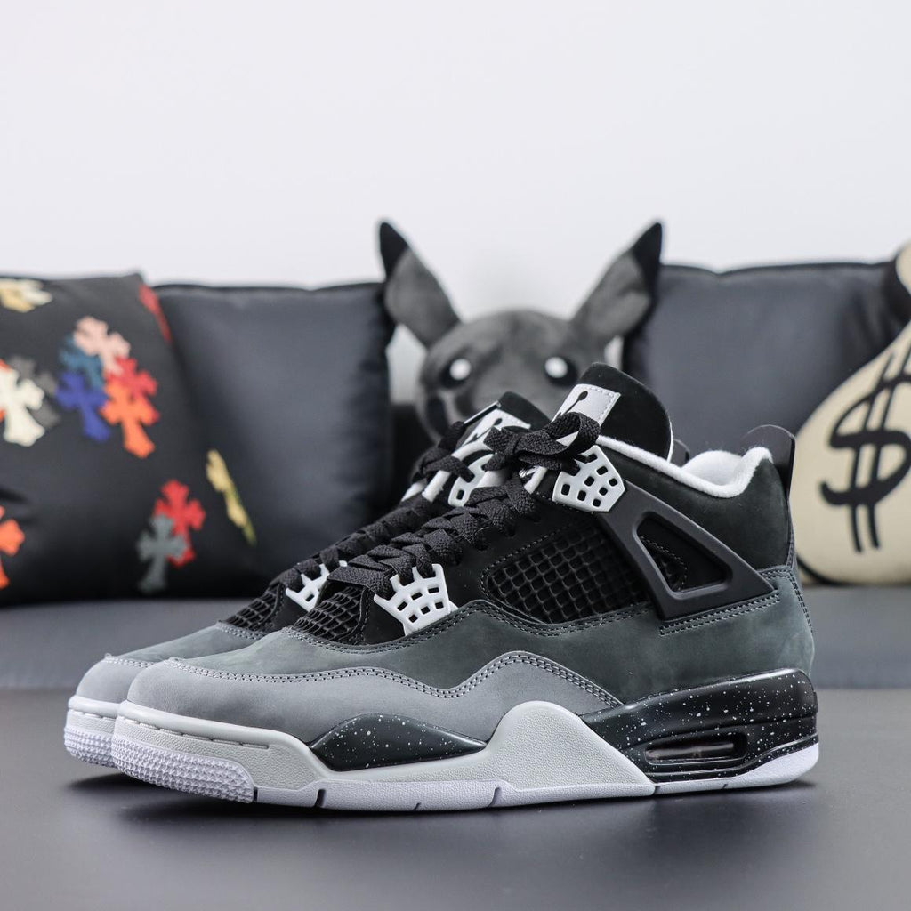 Air Jordan 4 "Fear"