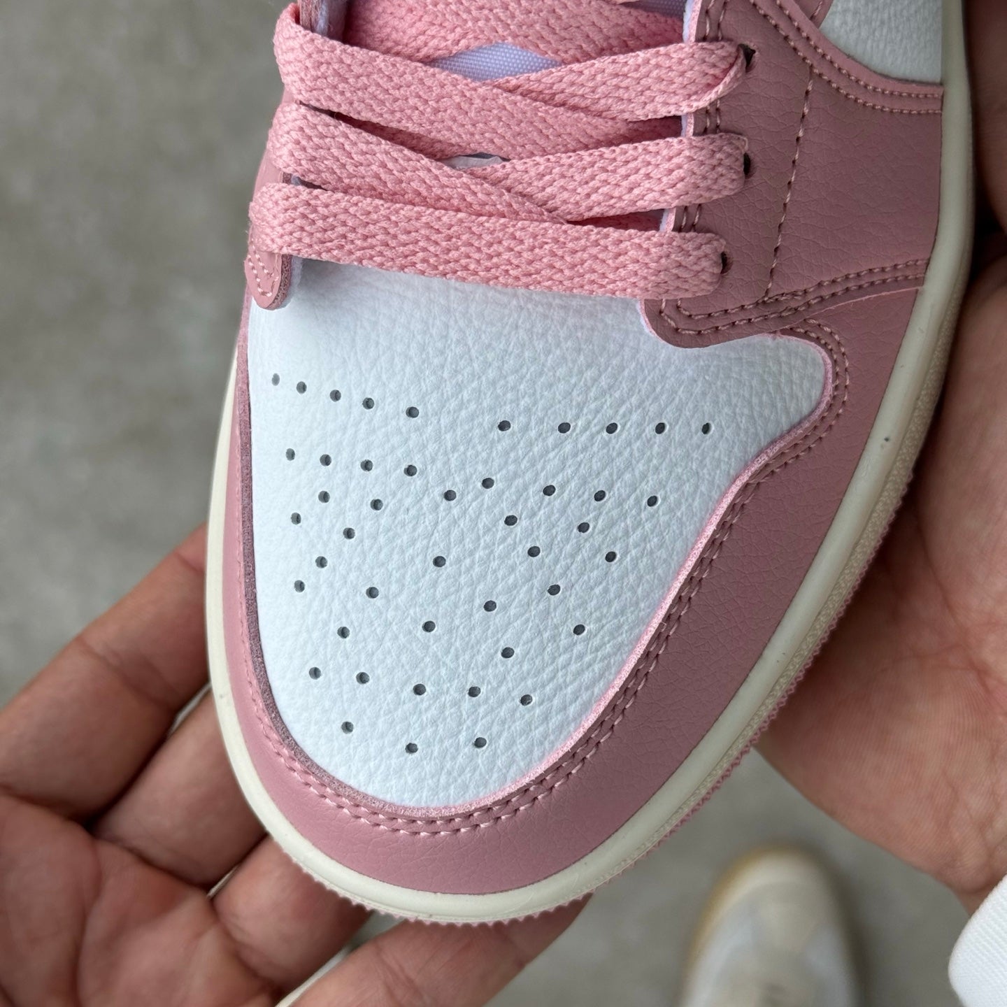 Air Jordan 1 Low "Pink White"