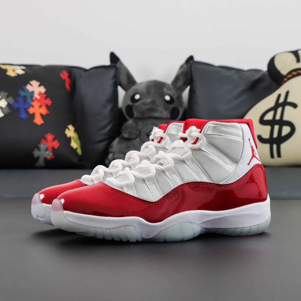 Air Jordan 11 "Cherry"