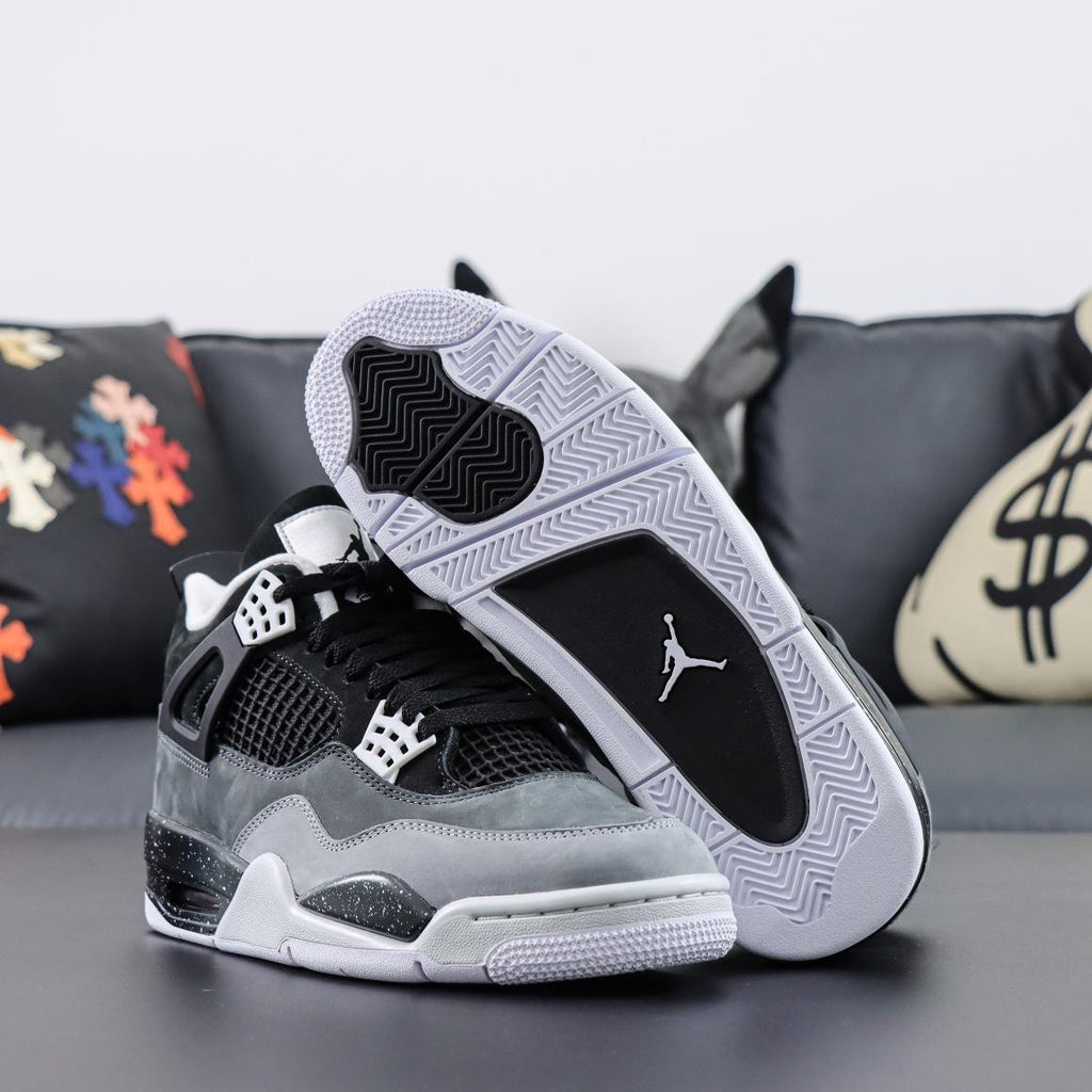 Air Jordan 4 "Fear"