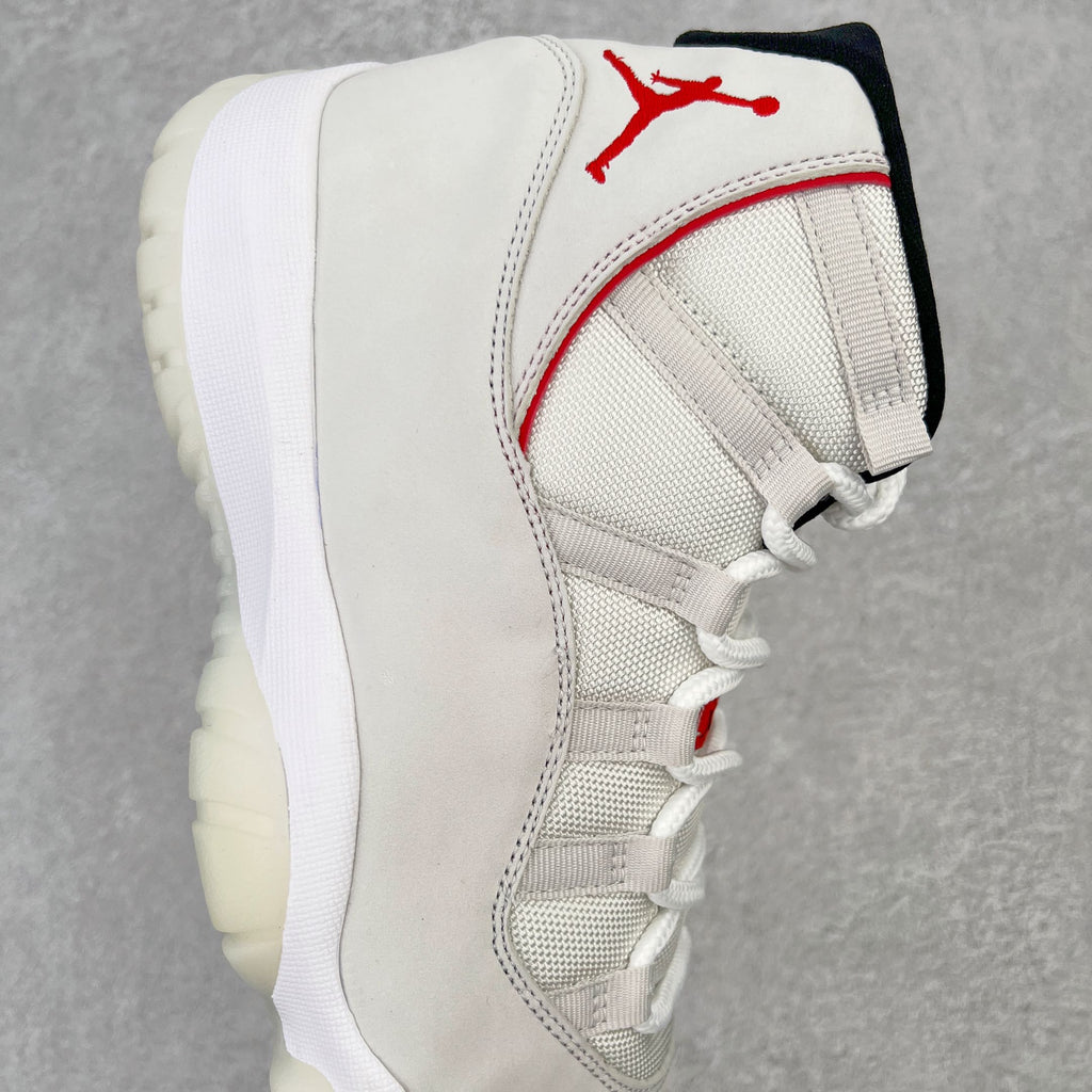 Air Jordan 11 "Platinum Tint"
