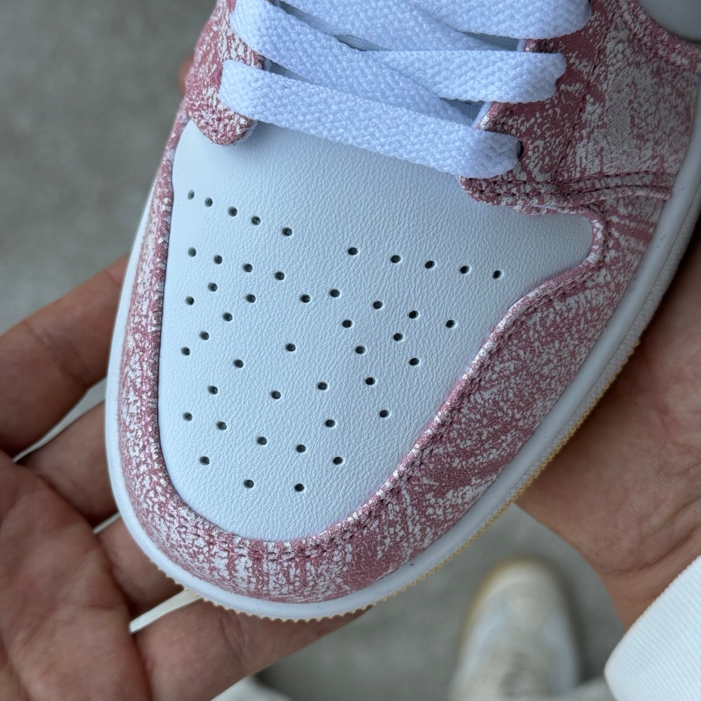 Air Jordan 1 Low SE GS "Paint Drip"