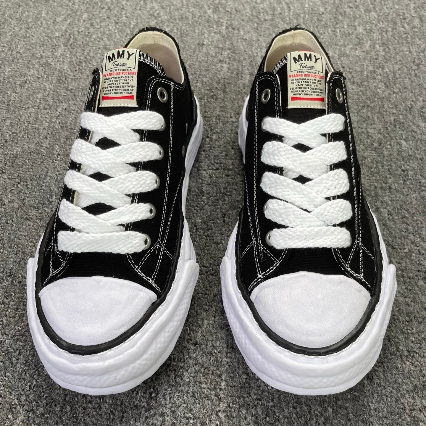 MIHARA YASUHIRO "Black/White"