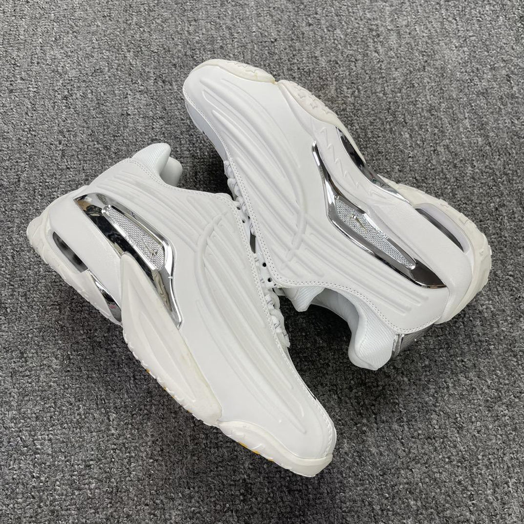Hot Step 2 "Triple White"