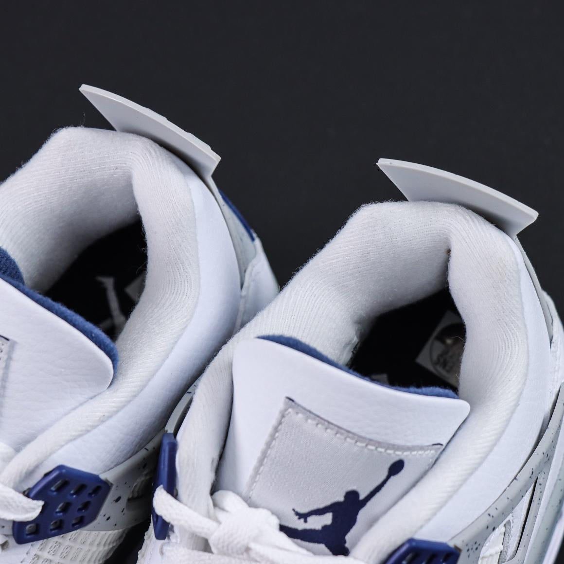Air Jordan 4 "Midnight Navy"