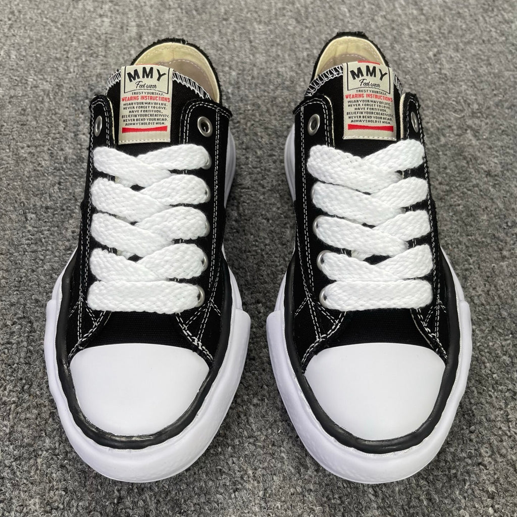 MIHARA YASUHIRO "Black/White Clássico"