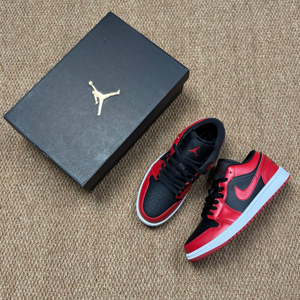 Air Jordan 1 Low "Bred"