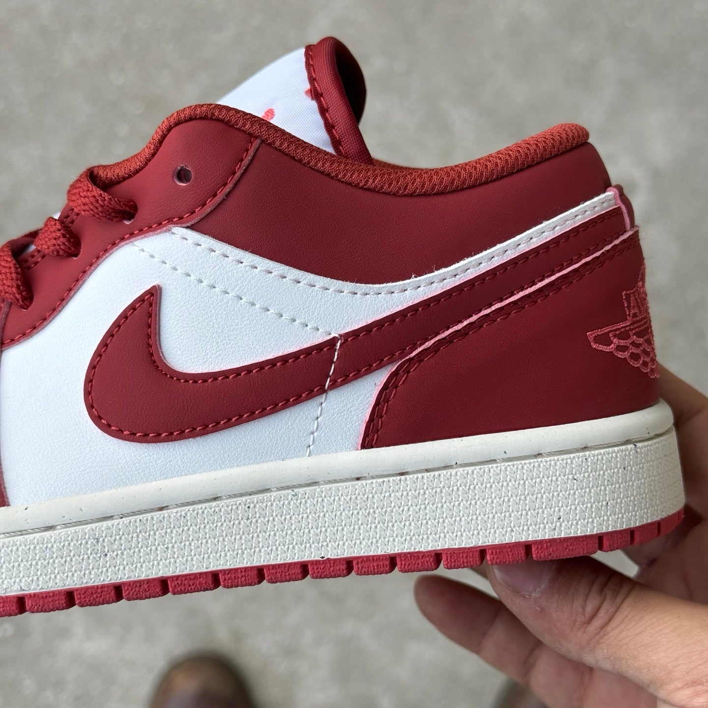 Air Jordan 1 Low "Cardinal Red"