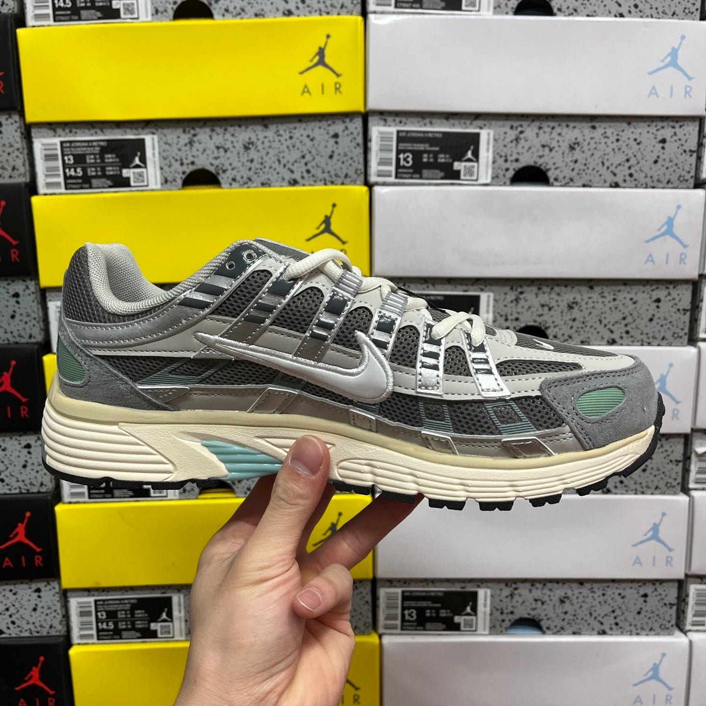 Nike P-6000 "Silver, Cinza Suede e Menta"