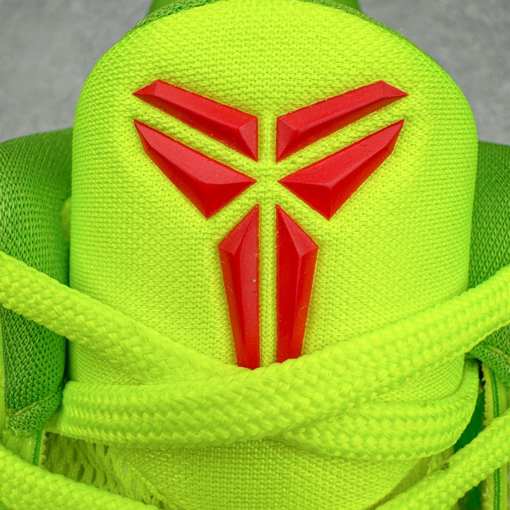 Kobe 6 Protro "Grinch"