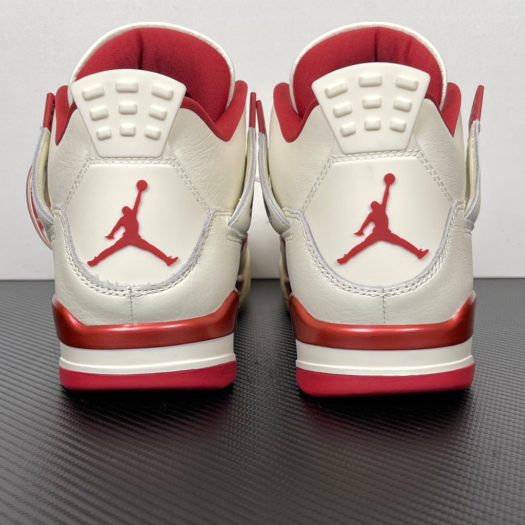 Air Jordan 4 "Valentine's Day" (2026)