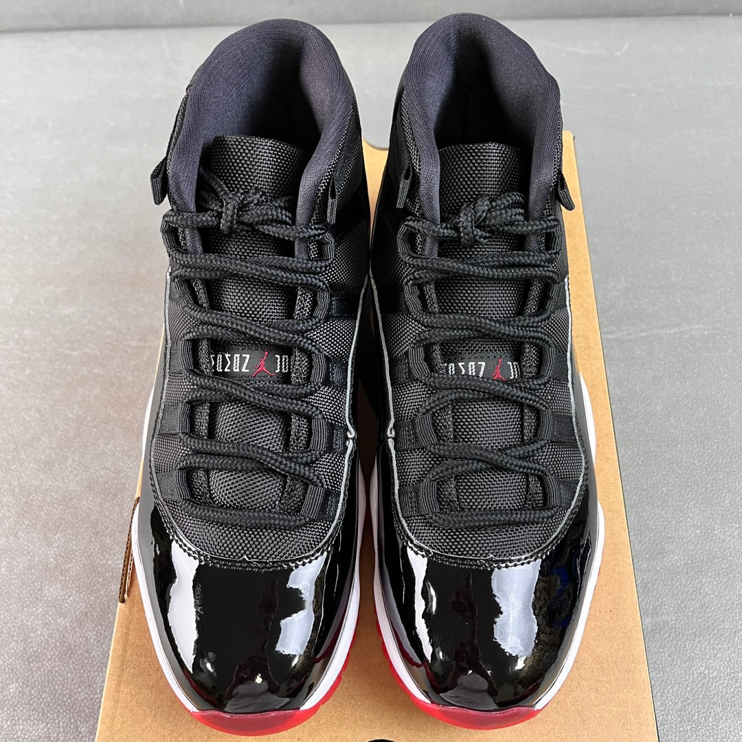 Air Jordan 11 "Bred"