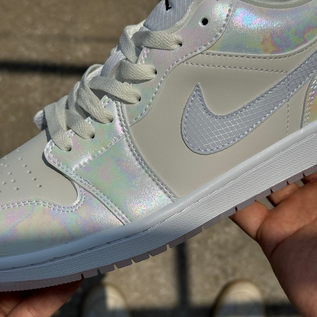 Air Jordan 1 Low SE "Chinese New Year"