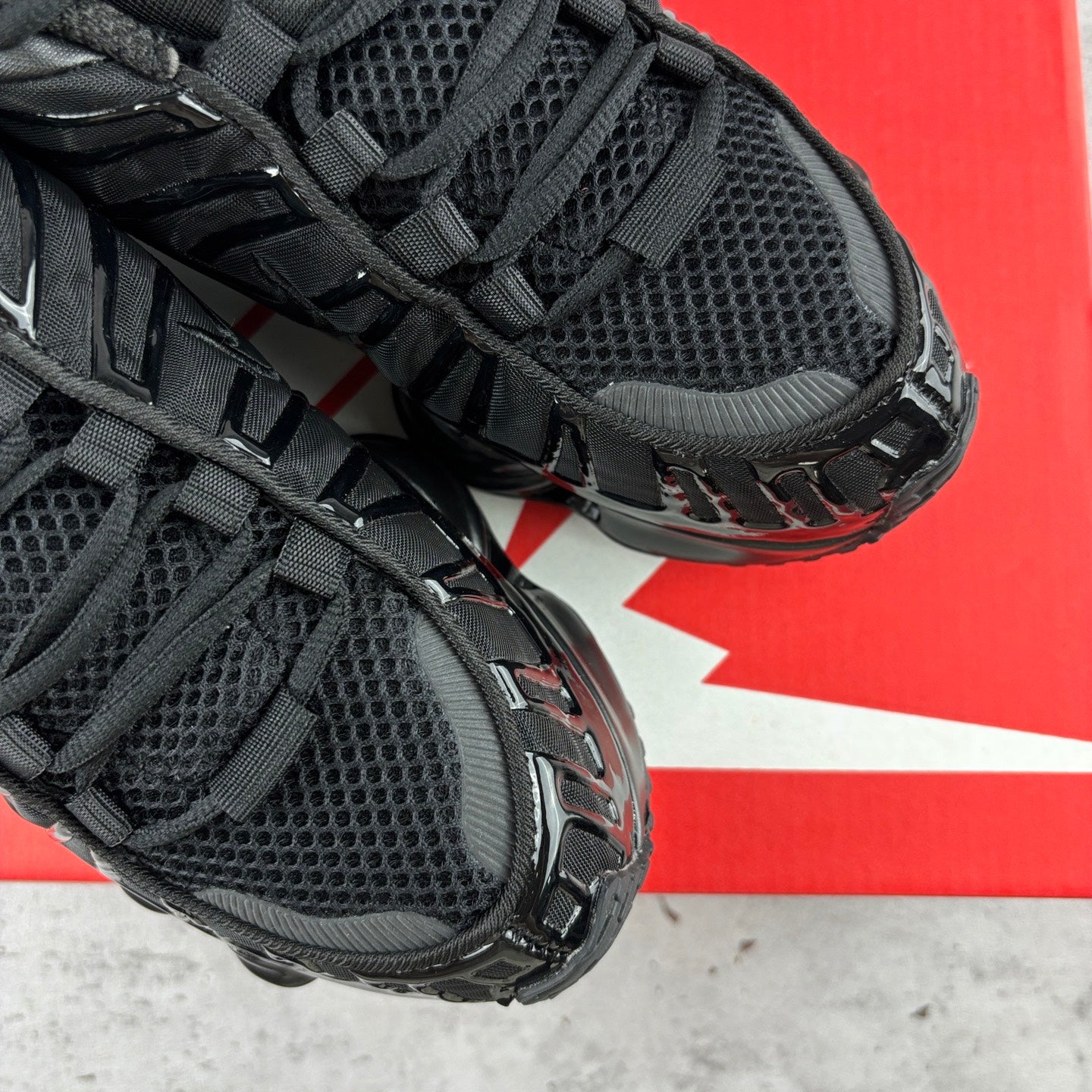 Nike Shox TL "Triple Black"
