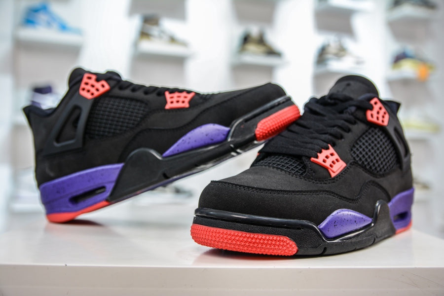 O Air Jordan 4 Retro 'Raptors'