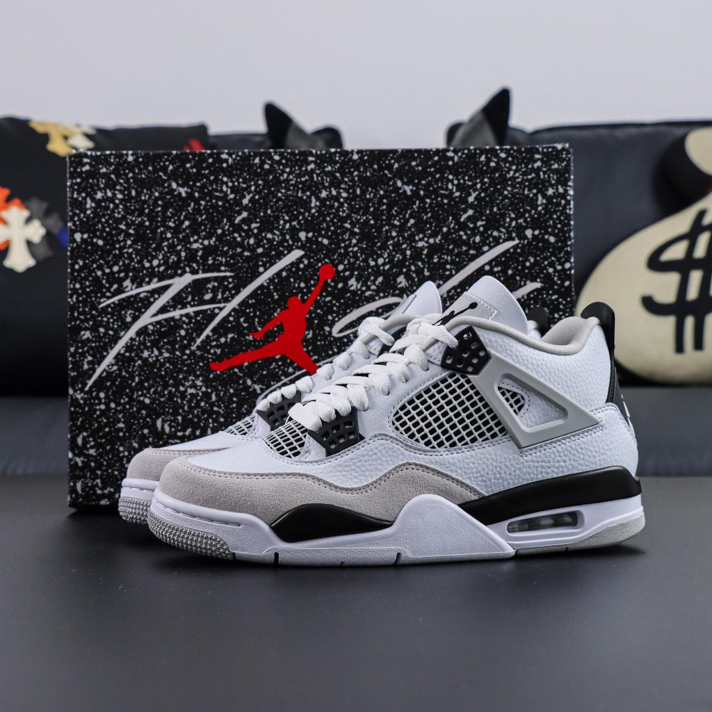 Air Jordan 4 "White Oreo"