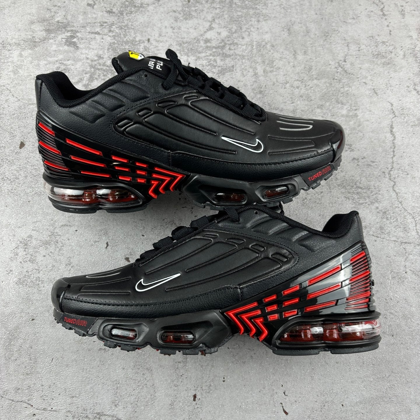 Nike Air Max Plus 3 "Black/Red"