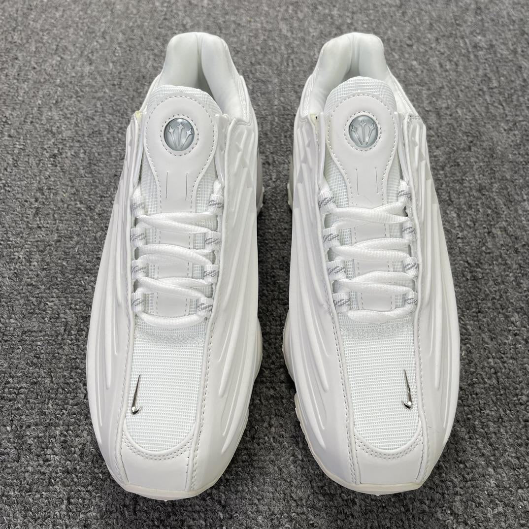 Hot Step 2 "Triple White"