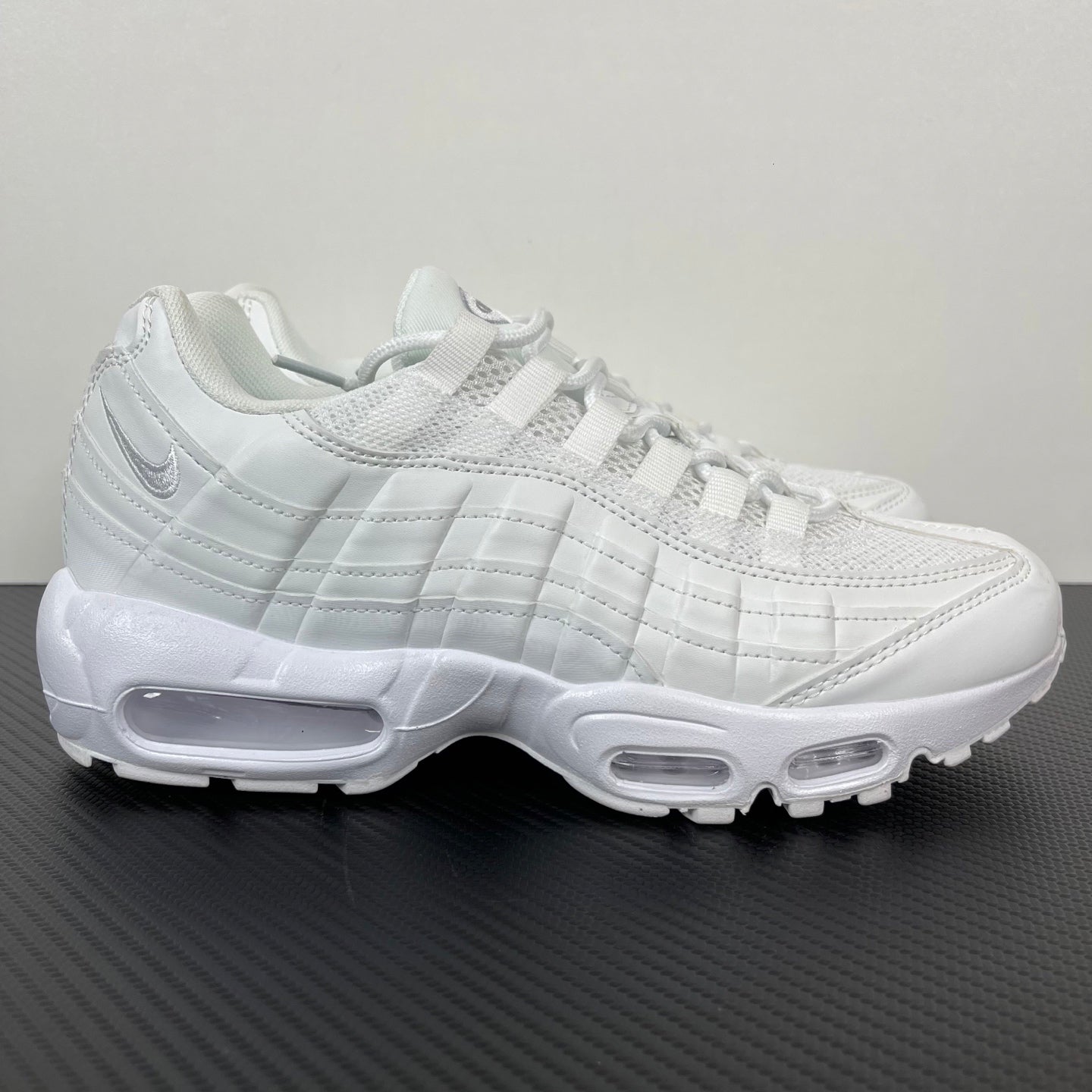 Nike Air Max 95 "Triple White"