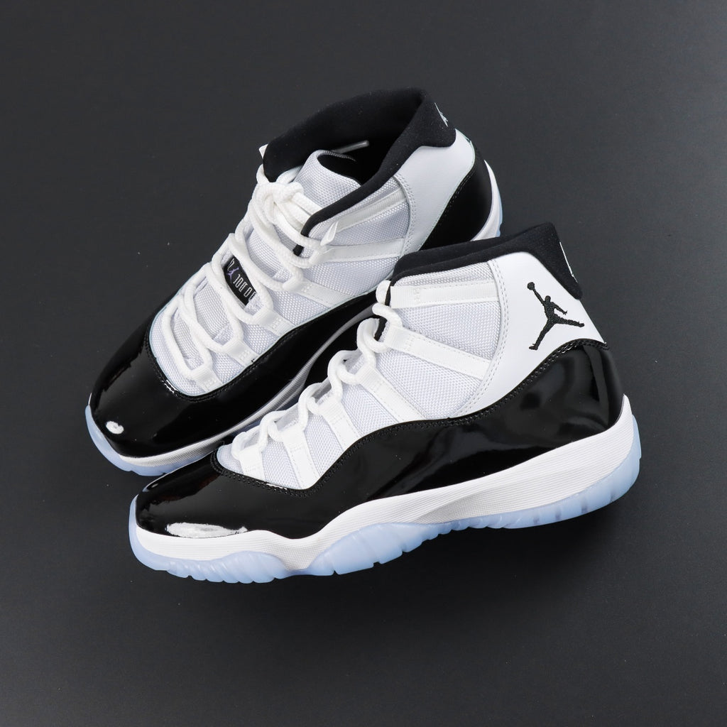 Air Jordan 11 "Concord"