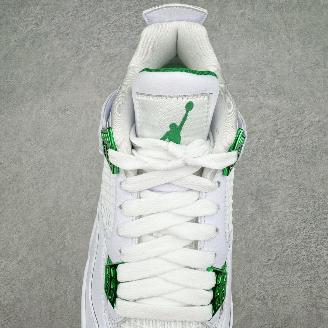 Air Jordan 4 "Metallic Green"