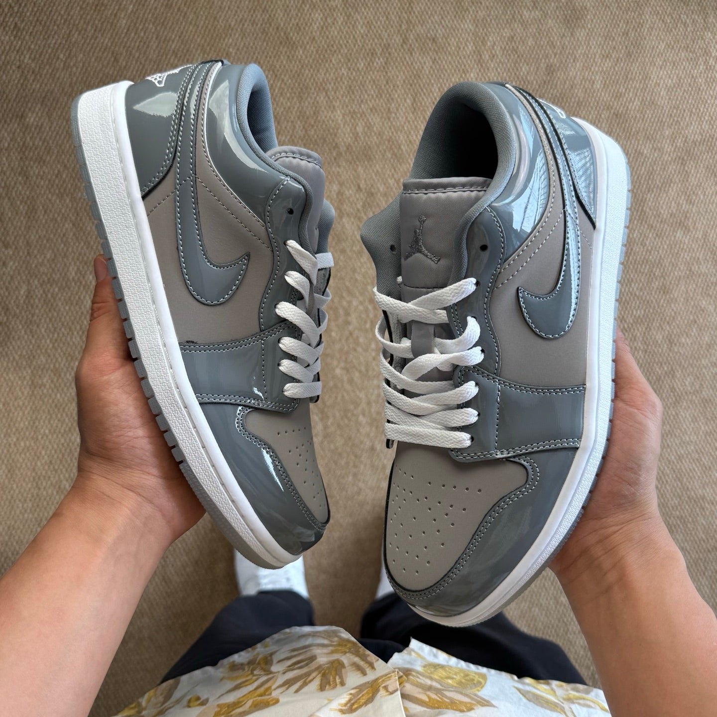 Air Jordan 1 Low SE "Cool Grey"