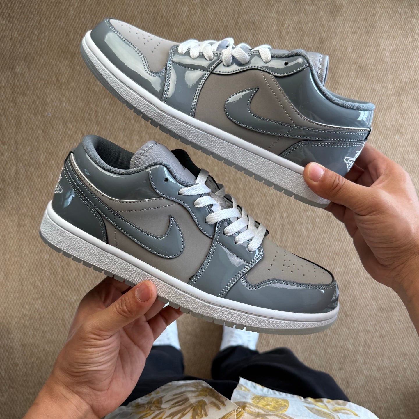 Air Jordan 1 Low SE "Cool Grey"