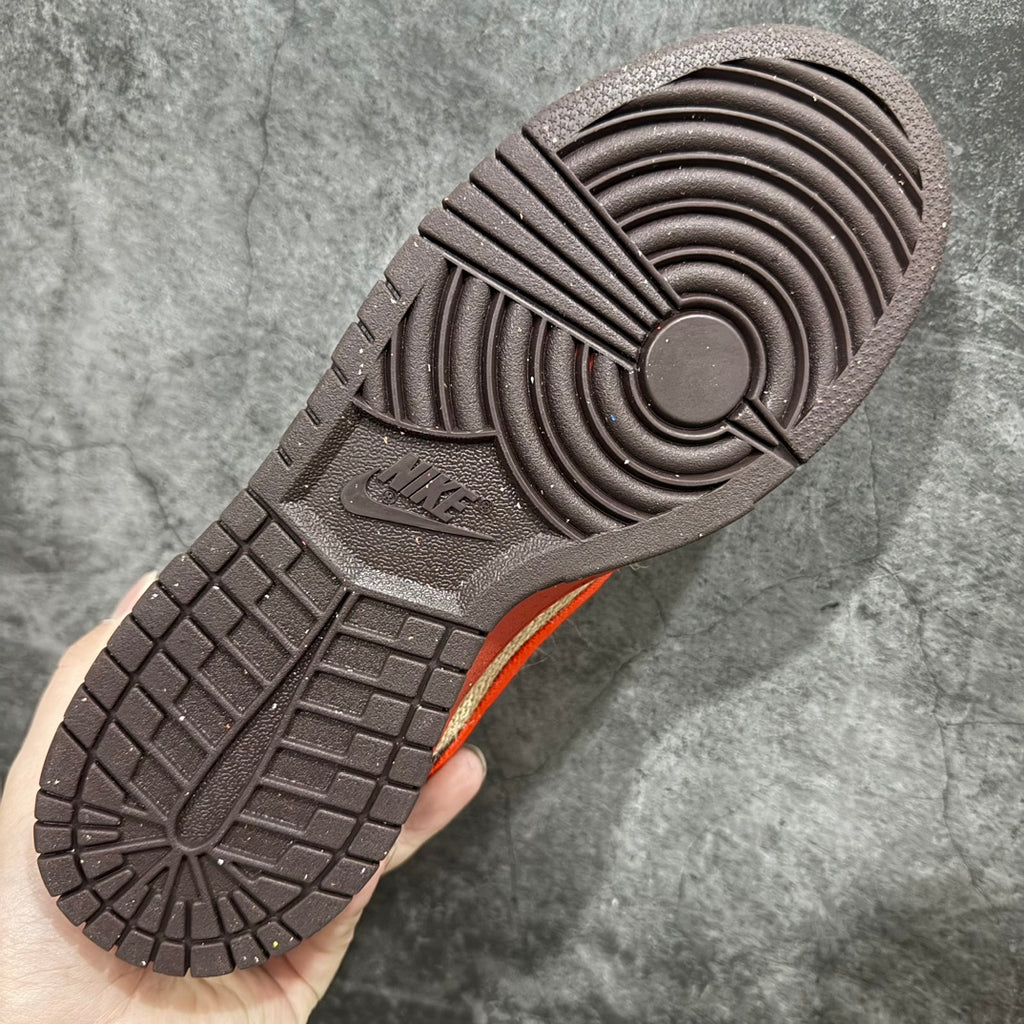 Nike SB Dunk Low "Reese Forbes Hunter"