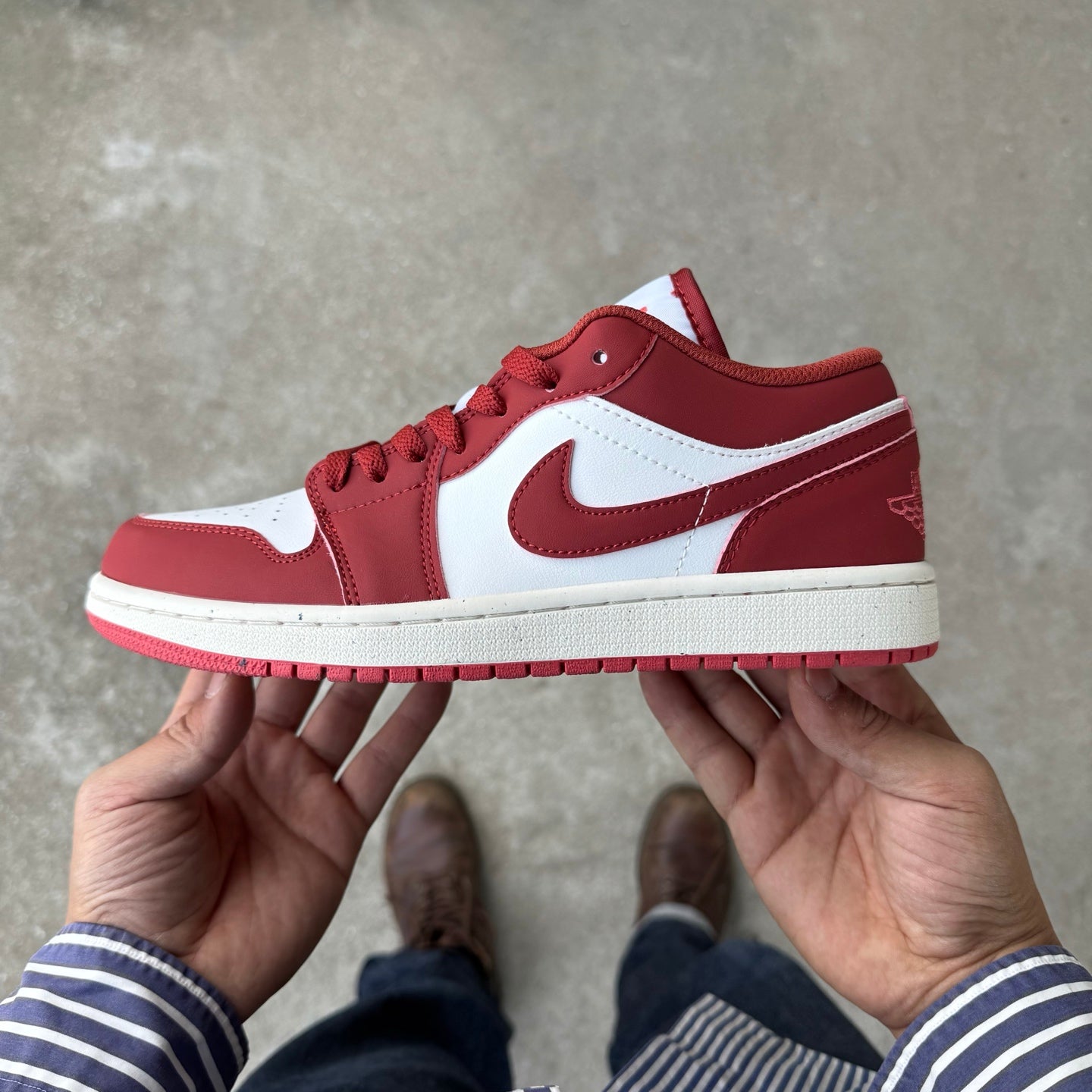 Air Jordan 1 Low "Cardinal Red"
